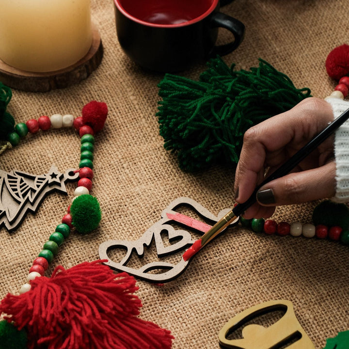 DIY Christmas Bunting