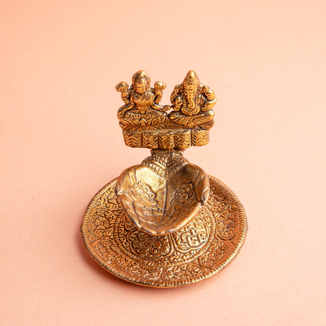 Lakshmi-Ganesha Pooja Diya with Decorative Plate