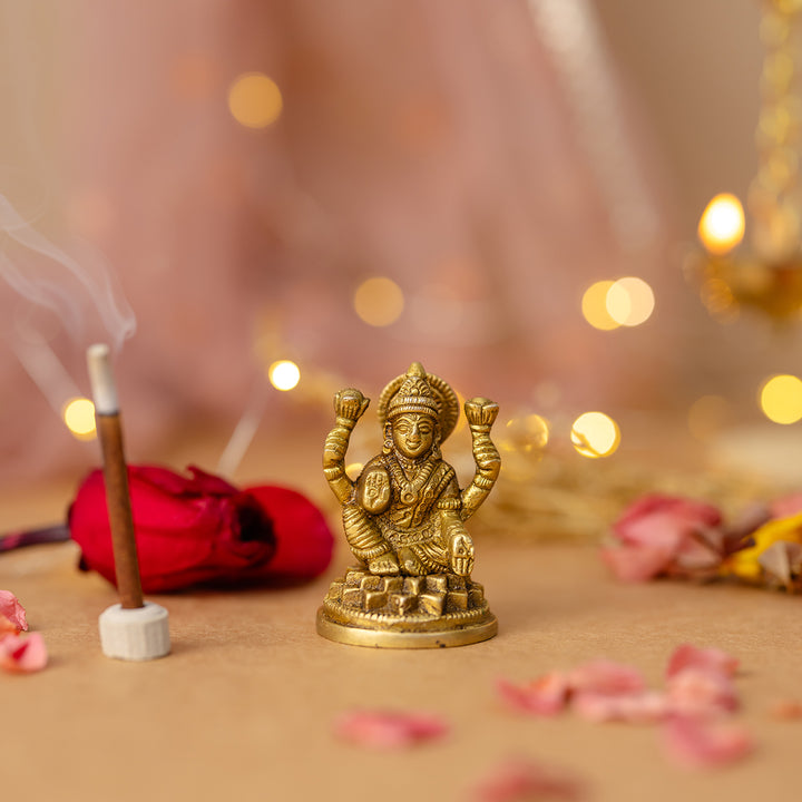 Shri Padmini Lakshmi Idol