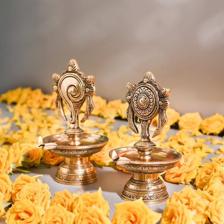 Brass diya set of 2